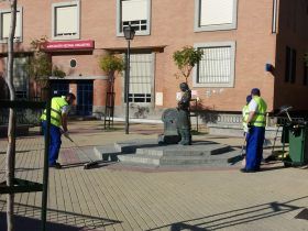 Curso de limpieza en espacios abiertos e instalaciones industriales, de la Fundación Iniciativas Sur